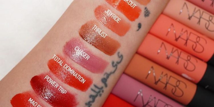 Son Nars Vỏ Vàng Rita VIP Audacious - Màu Đỏ Tươi Phiên Bản Giới Hạn