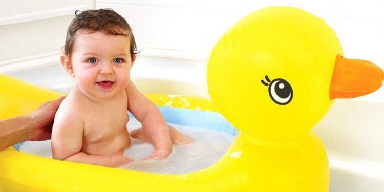 [Đánh giá] Top 5 Chậu tắm cho bé bán chạy nhất hiện nay