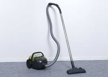 [Đánh giá] Máy hút bụi Electrolux Z1231 có tốt không? Giá bao nhiêu?