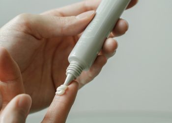 [Đánh giá] Kem mắt Klairs có tốt không? Có mấy loại hiện nay?