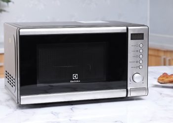 [Đánh giá] Lò vi sóng Electrolux EMM20K18GW tốt, an toàn không?