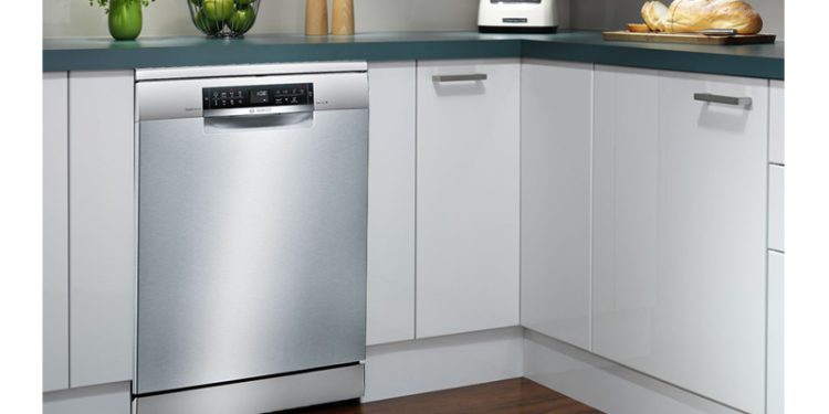 [Đánh giá] Máy rửa bát Bosch SMS68MI04E có tốt không? Giá bao nhiêu?