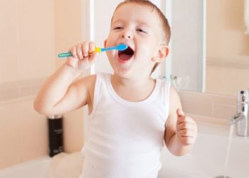 [Đánh giá] Top 8 bàn chải đánh răng cho bé bán chạy nhất hiện nay